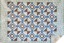 Beautiful Blue/Brown Quilt